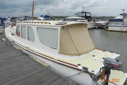 Classic Yachts Logan 33