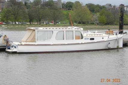 Classic Yachts Logan 33