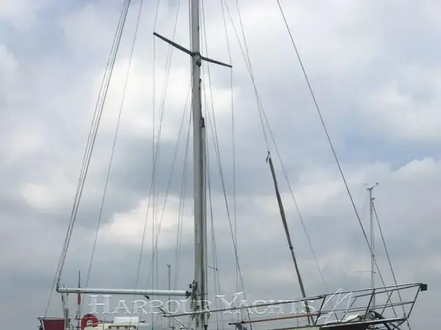 Tradewind 35