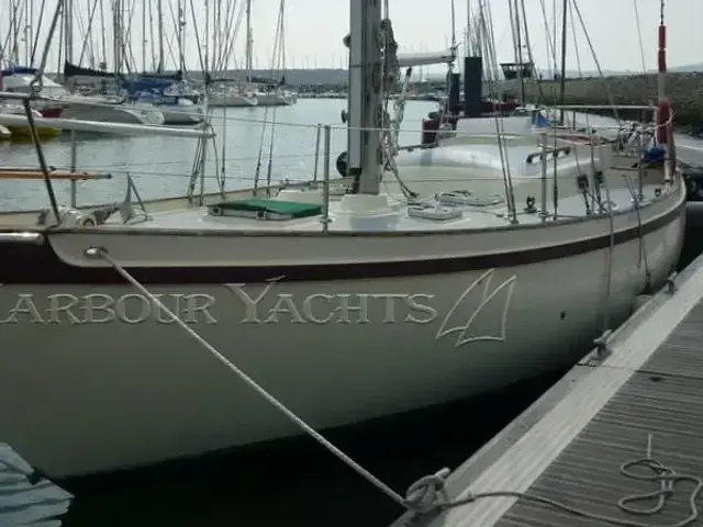 Tradewind 35