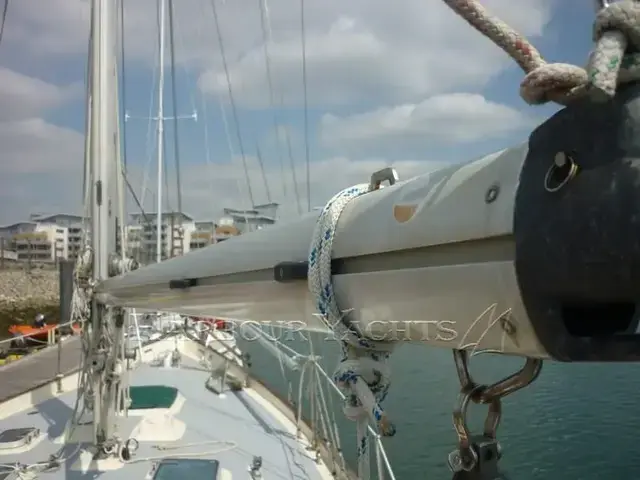 Tradewind 35