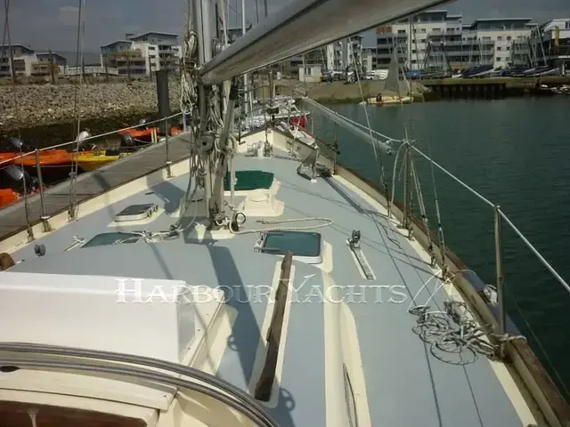 Tradewind 35