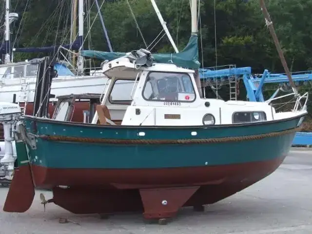 Hardy 20 Motor Sailer