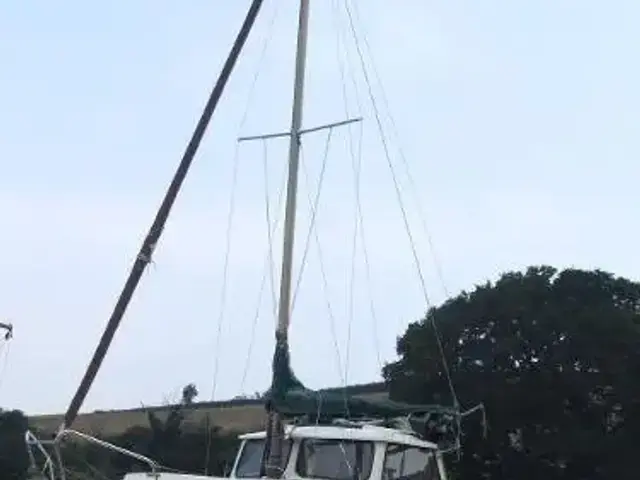 Hardy 20 Motor Sailer