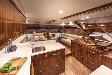 Riviera 57 Enclosed Flybridge