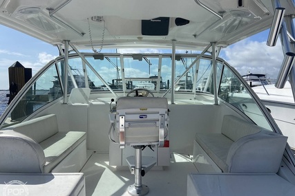 Luhrs 32 Open