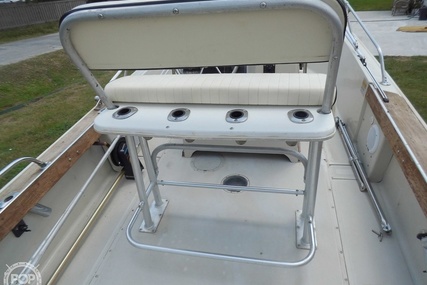 Boston Whaler 18 Outrage