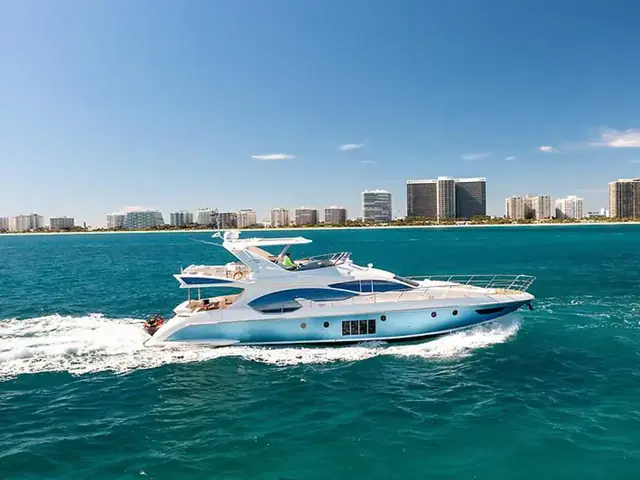 Azimut 70