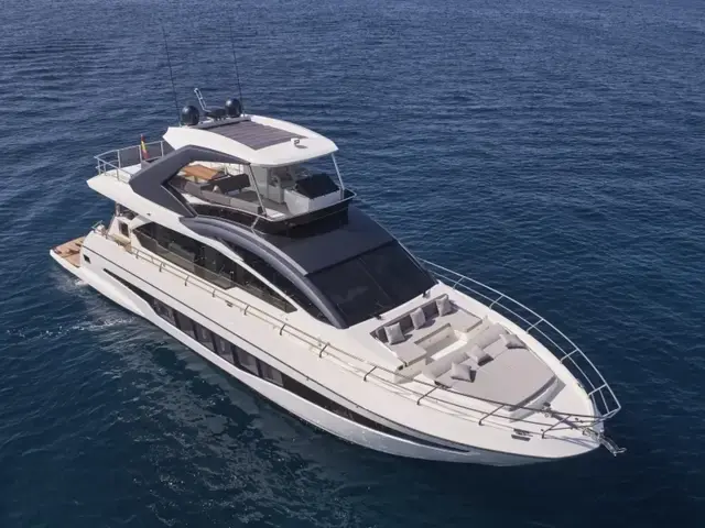 Astondoa Flybridge 66