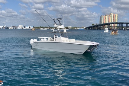 Invincible 37 Catamaran