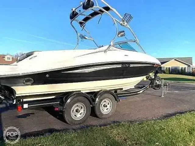 Sea Ray 210 Select