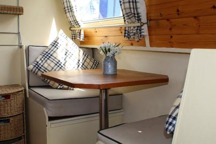 Narrowboat 25' Cruiser Stern