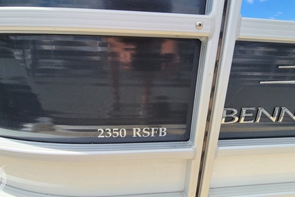 Bennington 2350 RSFB