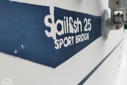 Grady White Sailfish 25 Sport Bridge