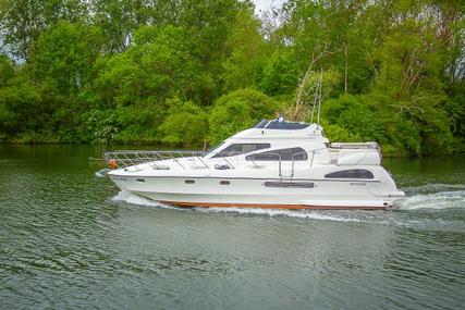 Birchwood Crusader 400 Flybridge