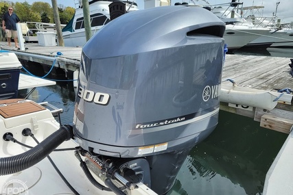 Robalo R247 DC