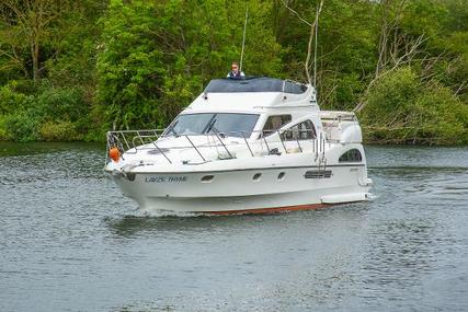 Birchwood Crusader 400 Flybridge