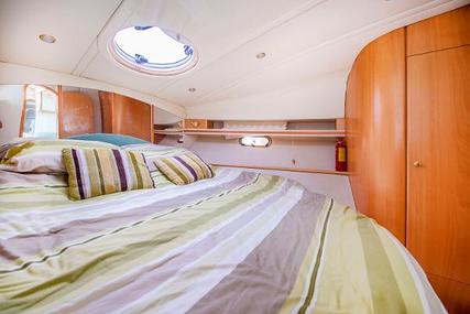 Birchwood Crusader 400 Flybridge