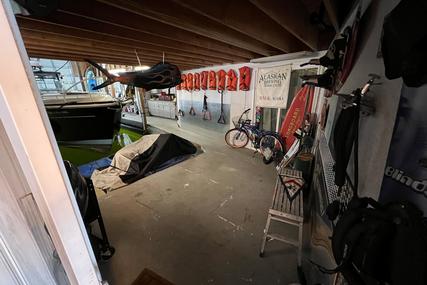 Custom Boats Boathouse