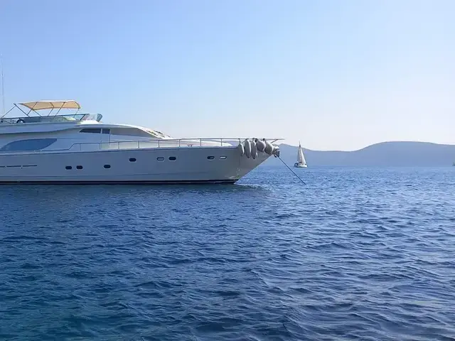 Ferretti Yachts 80