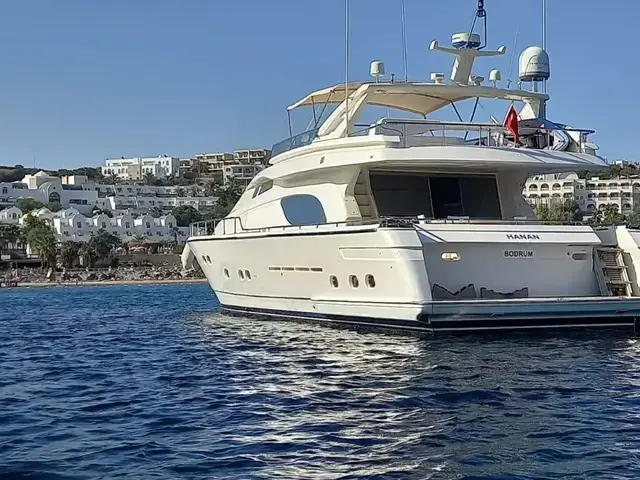 Ferretti Yachts 80