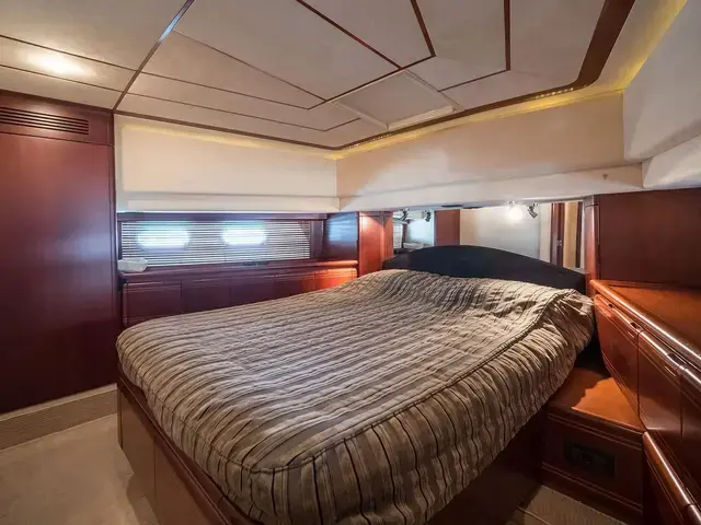 Ferretti Yachts 80