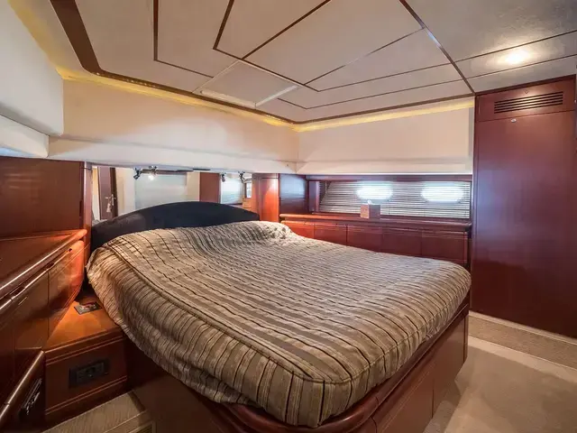 Ferretti Yachts 80