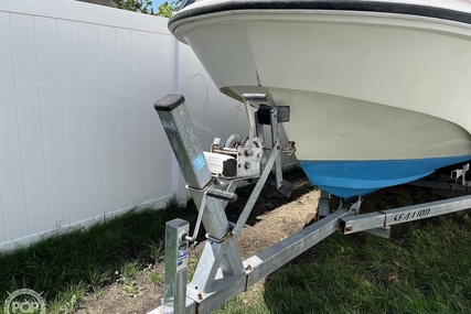 Boston Whaler 22 Revenge Wt