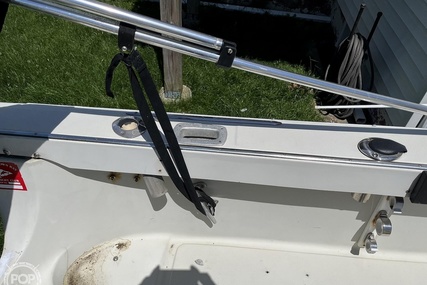 Boston Whaler 22 Revenge Wt