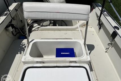 Boston Whaler 22 Revenge Wt