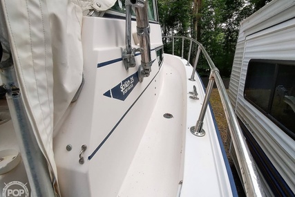 Grady White Sailfish 25 Sport Bridge