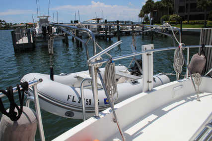 Ricker 42 Classic Trawler