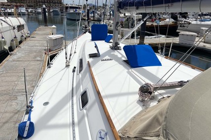 Dufour Classic 38