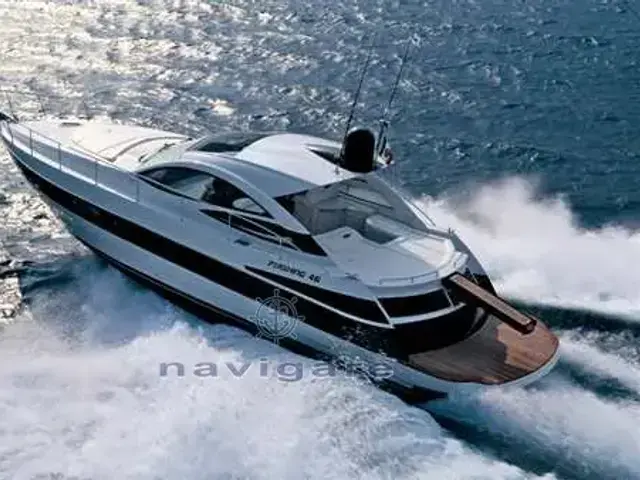 Pershing 46