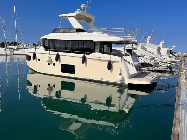 Absolute Navetta 52