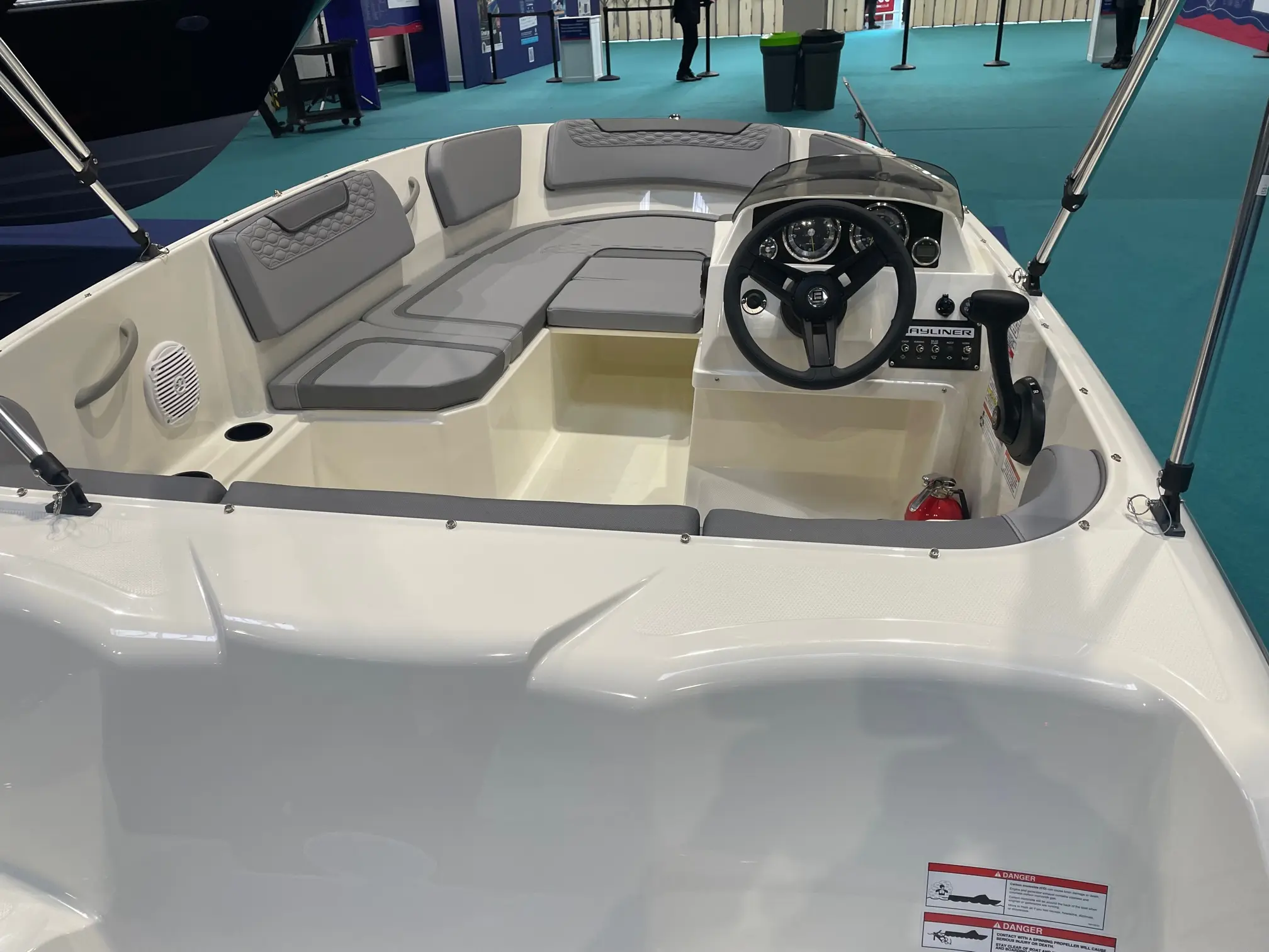 2024 Bayliner element m15 bowrider