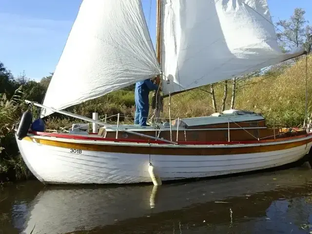 32ft TROLL CLASS MOTOR-SAILER