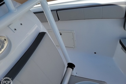 Aquasport 2500 Center Console