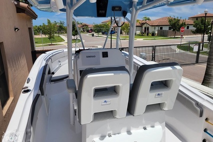 Aquasport 2500 Center Console