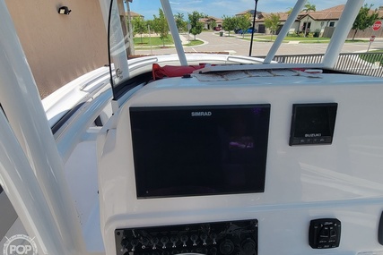 Aquasport 2500 Center Console