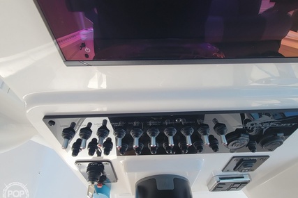 Aquasport 2500 Center Console