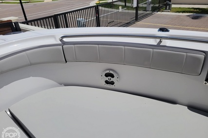 Aquasport 2500 Center Console