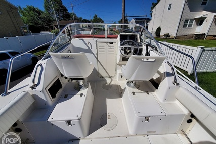 Boston Whaler 21 Conquest