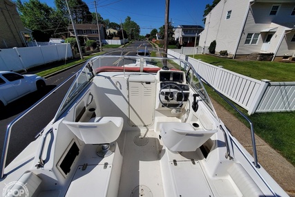 Boston Whaler 21 Conquest