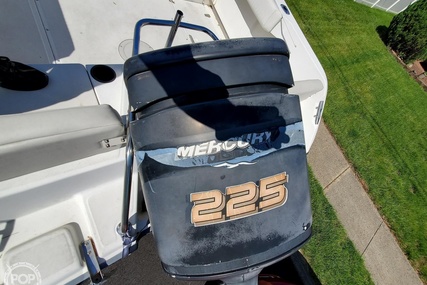 Boston Whaler 21 Conquest