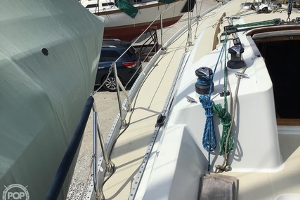 Ericson Yacht 32