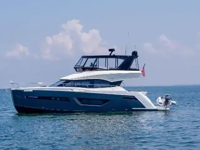 Carver flybridge