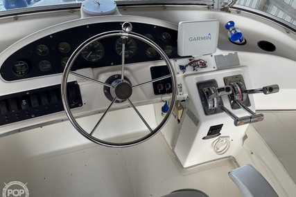 Bayliner 3388 Command Flybridge