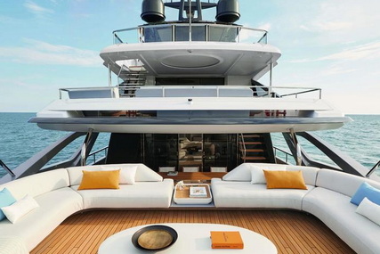 Azimut Grande Trideck