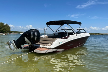 Rinker Q7